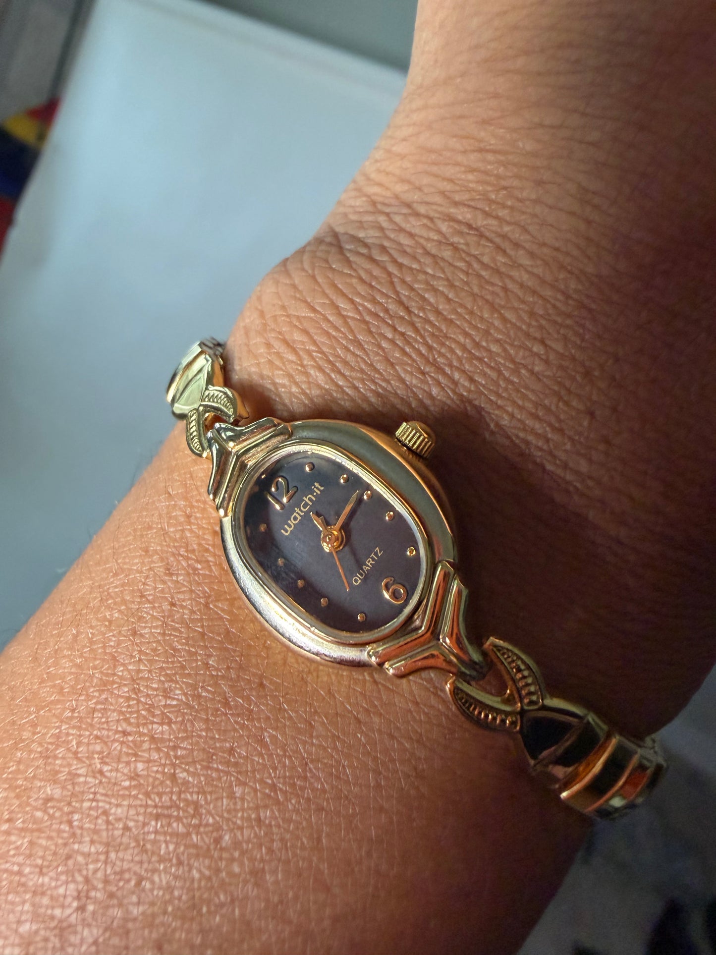 Vintage Stretch Band Bracelet Watch